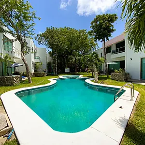 Villa Villa Coral Cerebro de Espacio Yocte con Alberca a 10min de la 5taAv, Playa del Carmen